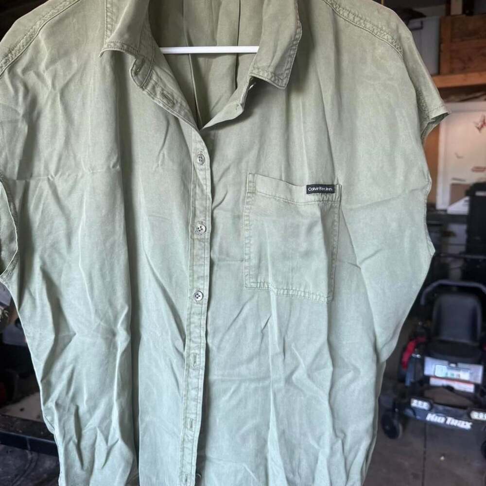 Calvin Klein Jeans Olive Green Short Sleeve Button Up Blouse
